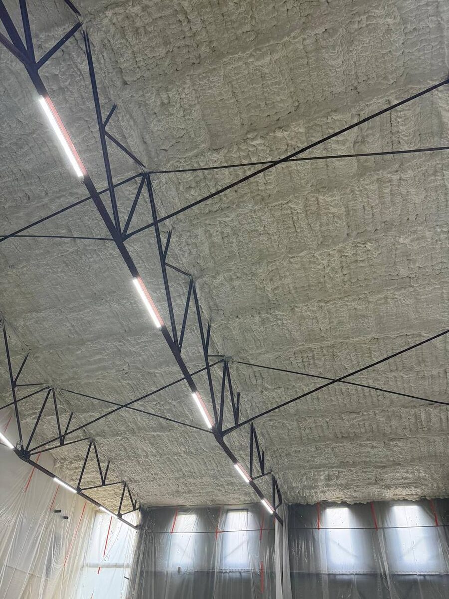 Isolation projetée polyuréthane - chantier Top'Isol